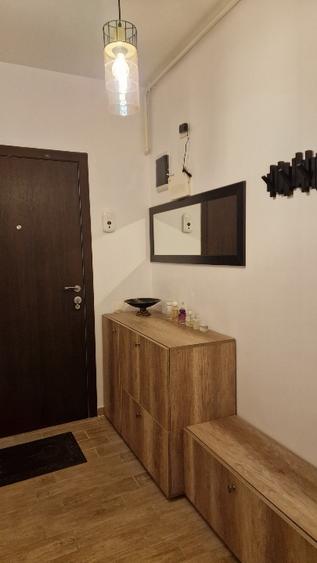 Apartament cu 2 camere decomandat în Păcii