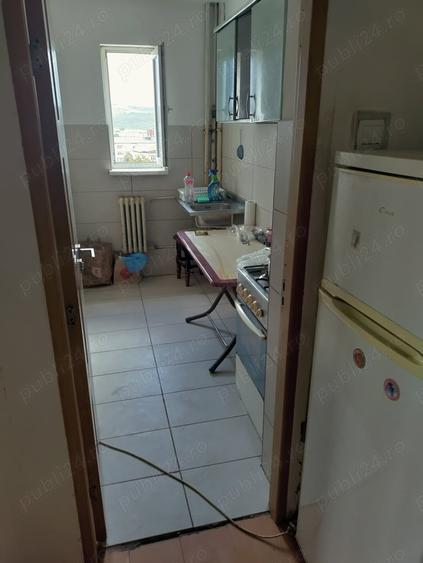 Apartament cu 3 camere decomandat în Păcurari