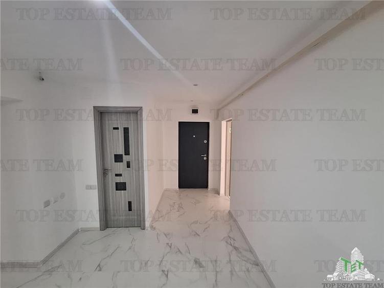 Apartament cu 4 camere decomandat în Obor