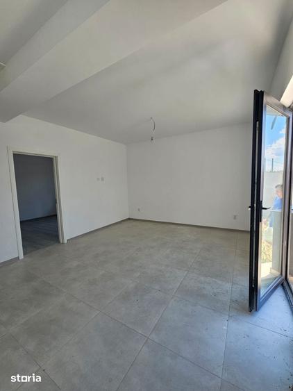 Casă cu 3 camere cu Teren 322 Mp în Ișalnița