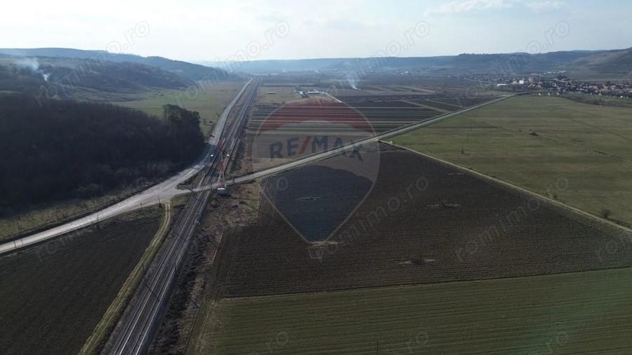 Teren de 19319 mp, în Hoghilag