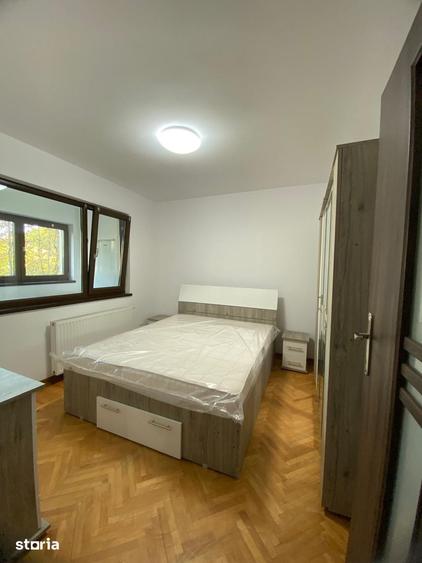 Apartament cu 2 camere decomandat în Energiei