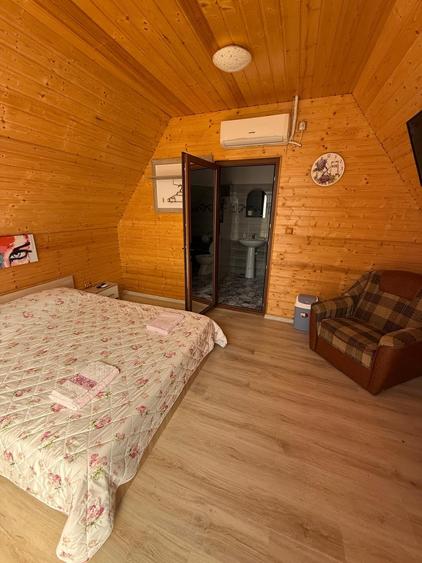 Casă individuală cu 4 camere cu Teren 1000 Mp în Murighiol