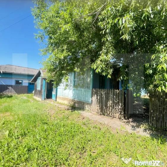 Casă cu 2 camere cu Teren 1442 Mp în Cristești