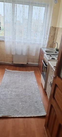 Apartament cu 2 camere decomandat în Exterior Vest