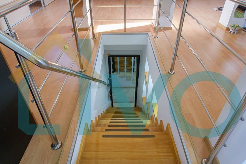 Apartament cu 3 camere decomandat în Colentina