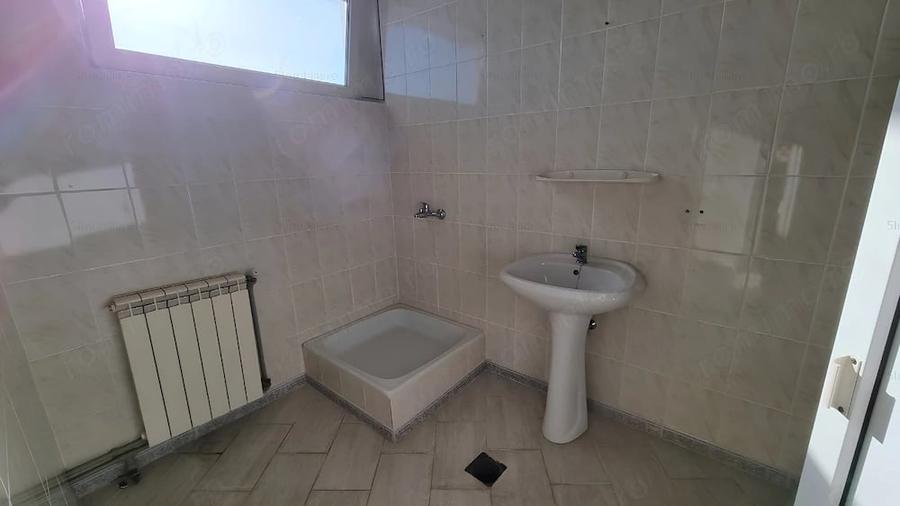 Spa?iu de depozitare 170 mp cu parcare Fundeni zona Dragonul Ro?u - 2