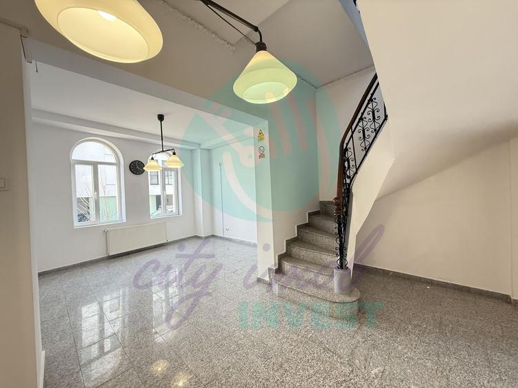 Casă individuală cu 4 camere cu Canalizare în Eminescu