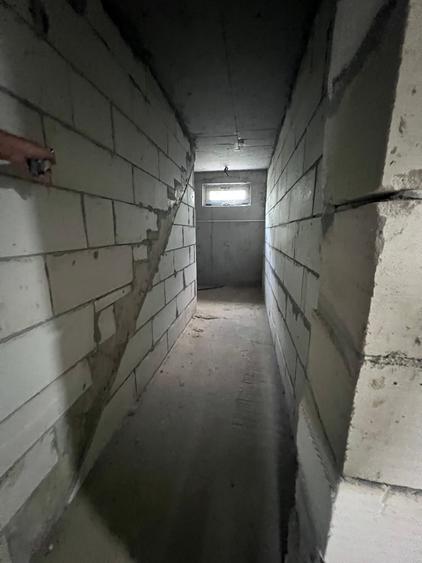 Casă individuală cu 9 camere cu Teren 1160 Mp în 1 Decembrie