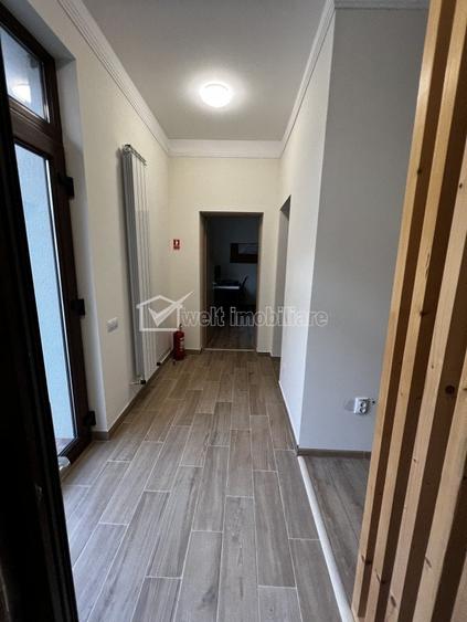 Spațiu comercial, de 273 mp, în Central