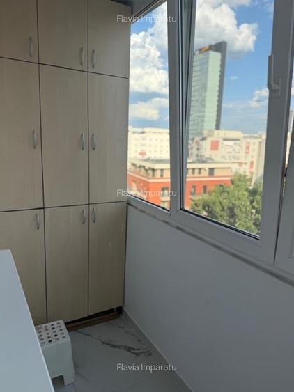Apartament cu 3 camere decomandat, mobilat în Banu Manta