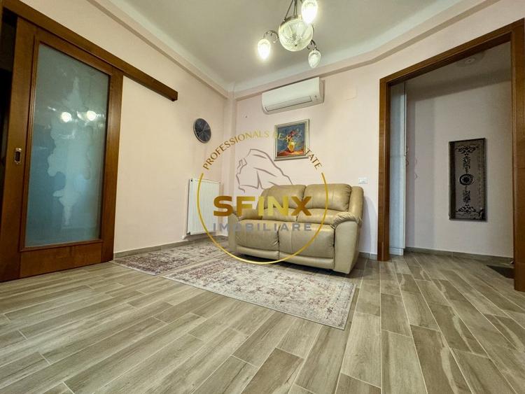 Apartament cu 3 camere decomandat, mobilat în P-ța Romană