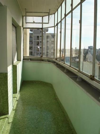 Apartament cu 2 camere decomandat în Ultracentral