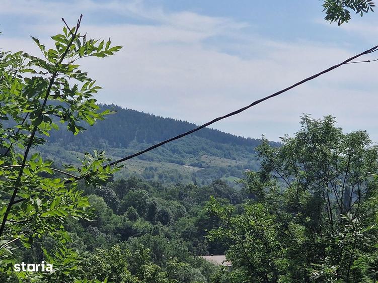 Teren de 4184 mp, în Comarnic
