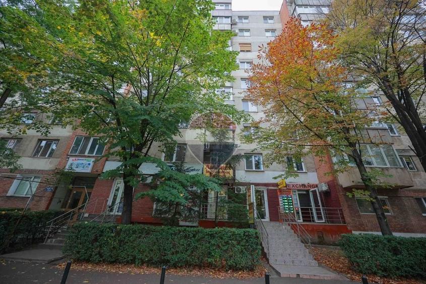 Apartament cu 3 camere decomandat în Dacia