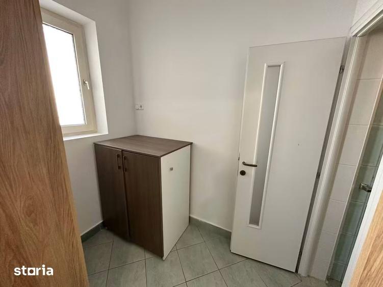 Apartament cu 3 camere decomandat în Burdea