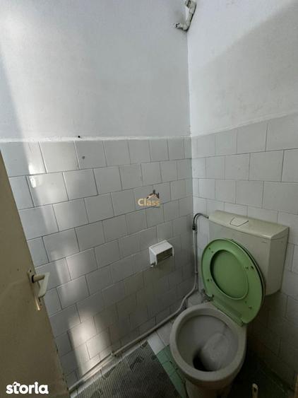 Apartament cu 3 camere decomandat în Între Lacuri