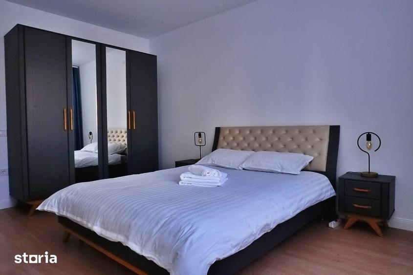 Apartament cu 3 camere decomandat în Exterior Vest