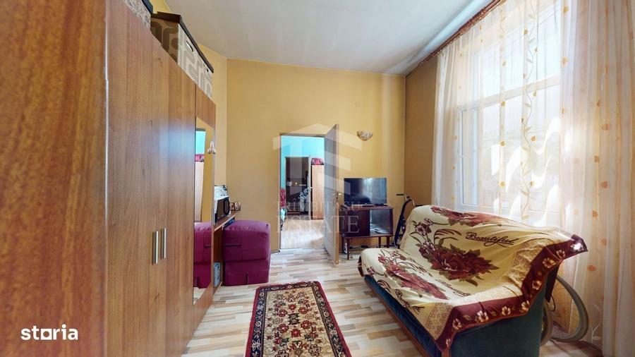 Casă cu 4 camere cu Teren 311 Mp în Universitate