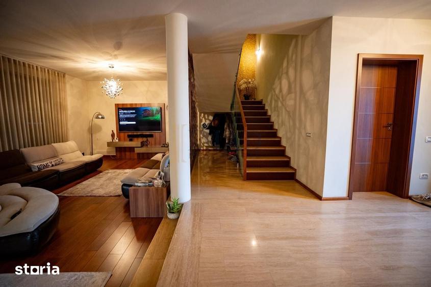 Casă cu 6 camere cu Teren 1700 Mp în Aninoasa