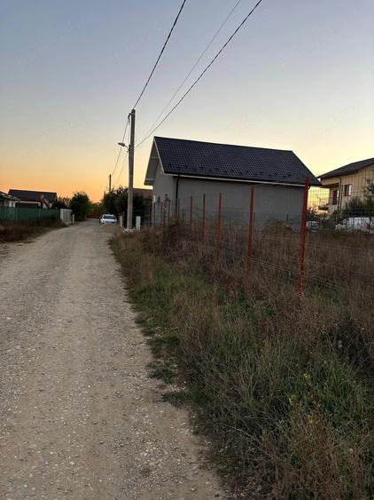 Teren de 750 mp, în Joița
