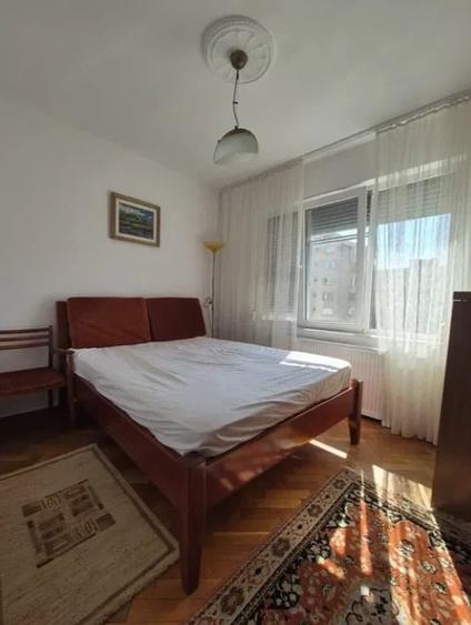 Apartament cu 2 camere decomandat în Sebastian