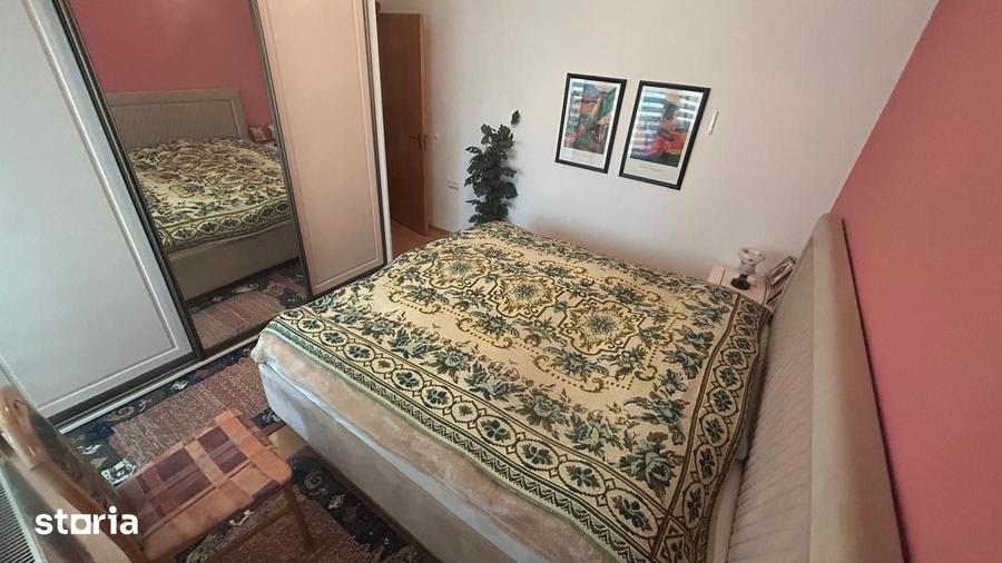 Apartament cu 3 camere decomandat în Valea Cetății