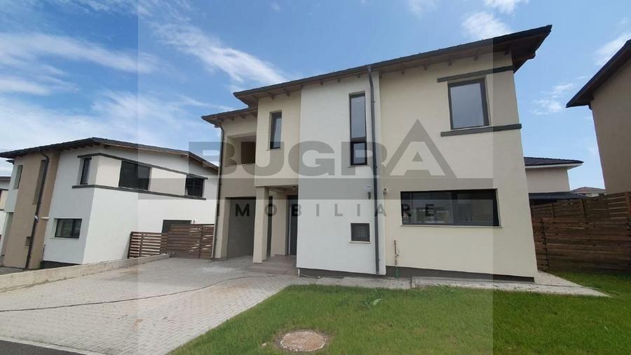 Casă individuală cu 4 camere cu Teren 440 Mp în Dezmir