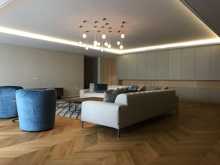 Apartament cu 4 camere decomandat, mobilat în Primăverii
