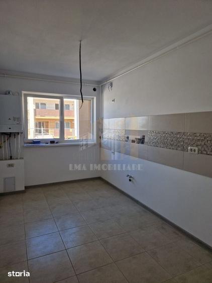 Apartament cu 2 camere decomandat în Sânpetru