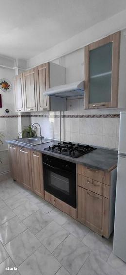 Apartament cu 2 camere semidecomandat în Brazda lui Novac