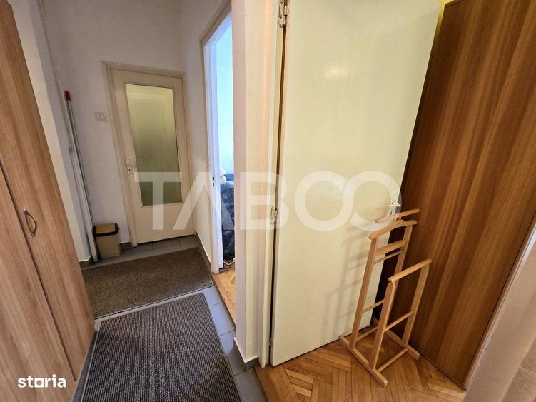 Apartament cu 3 camere decomandat în Terezian