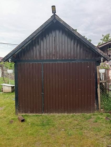 Casă individuală cu 5 camere cu Teren 1000 Mp în Redea