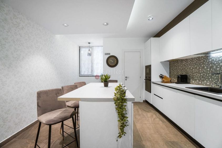 Apartament cu 3 camere decomandat, mobilat în Drumul Poienii