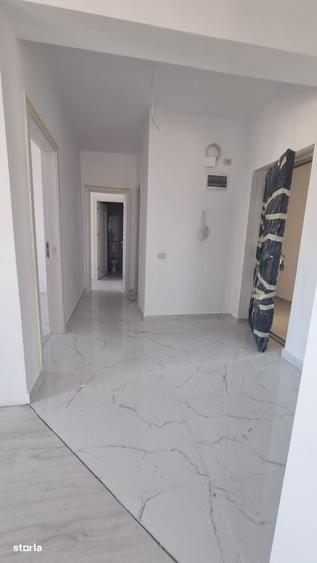 Apartament cu 3 camere în Vest