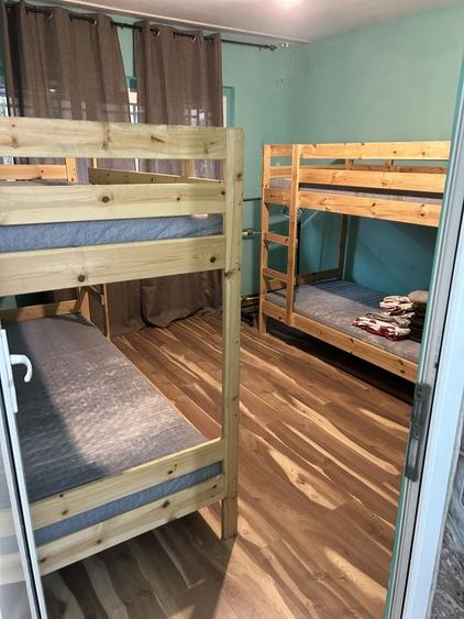 Apartament cu 3 camere decomandat în Exterior Vest