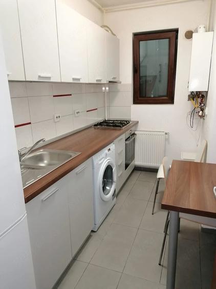Apartament cu 3 camere decomandat în Unirii