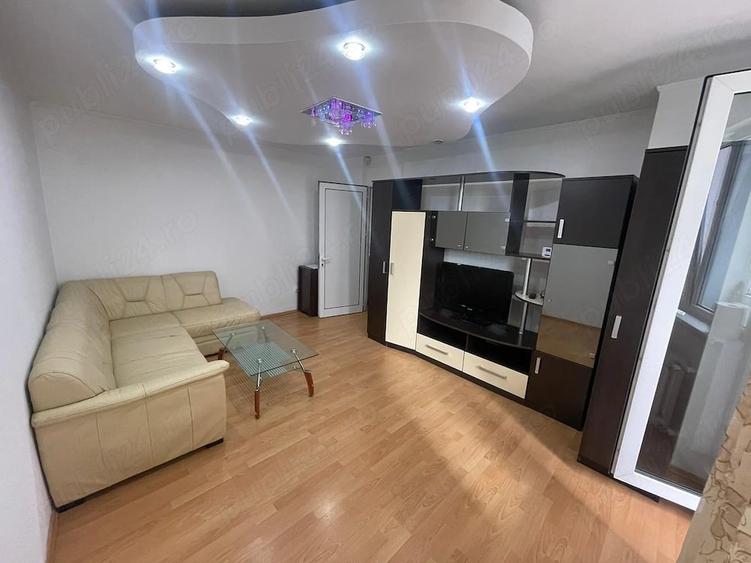 Apartament cu 4 camere decomandat în Lujerului