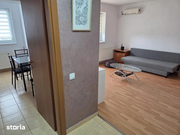 Garsonieră decomandată, mobilată în Vitan