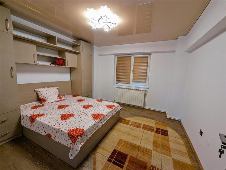 Apartament cu 2 camere decomandat în Buzaului