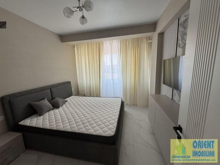 Apartament cu 2 camere decomandat în Palazu Mare