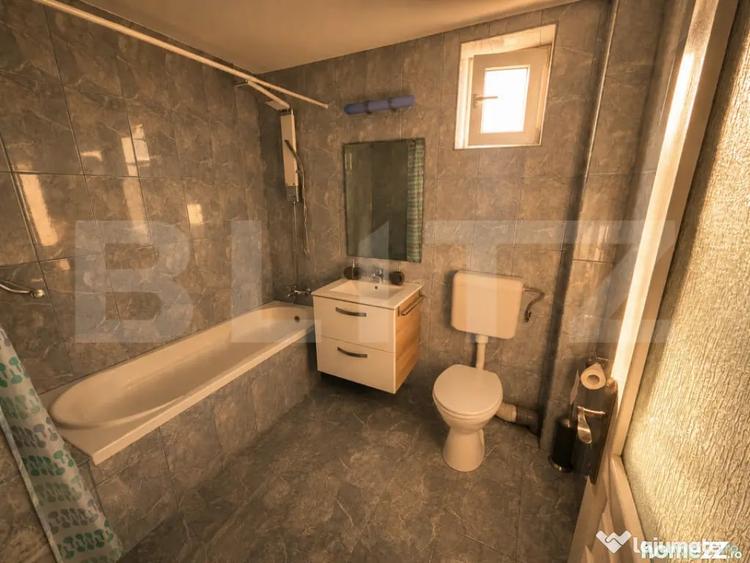 Apartament cu 5 camere în Central