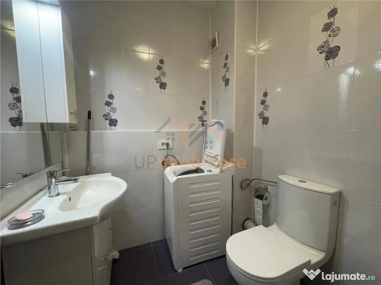 Apartament cu 3 camere decomandat în Decebal