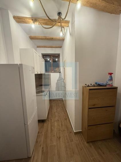 Casă cu 1 camere cu Canalizare în Schei