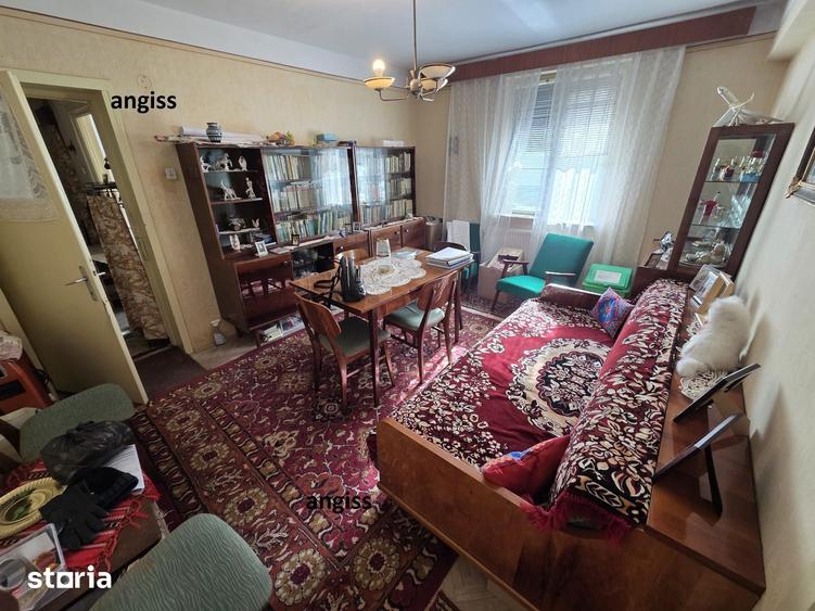 Apartament cu 3 camere în Central