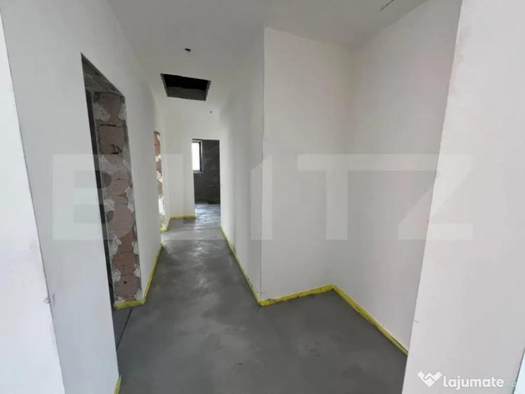 Casă cu 4 camere cu Teren 460 Mp în Central