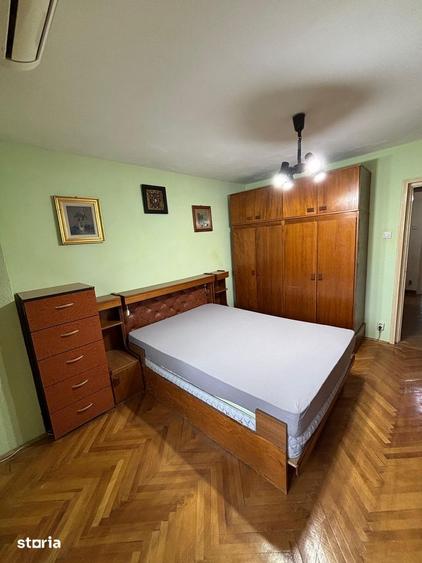 Apartament cu 3 camere, mobilat în Decebal