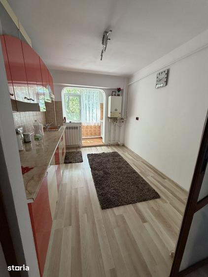 Apartament cu 2 camere decomandat în Obor