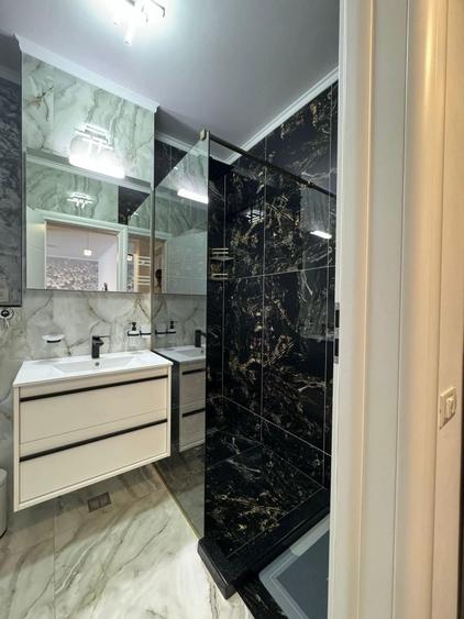 Apartament cu 2 camere decomandat în Palazu Mare