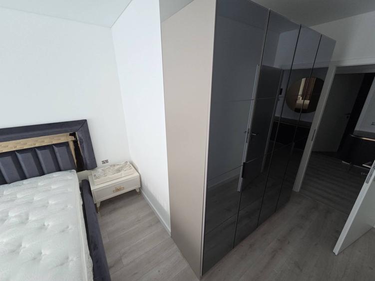 Apartament cu 3 camere semidecomandat în Zorilor